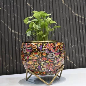 Elegant Metal Planter with Stand MP313